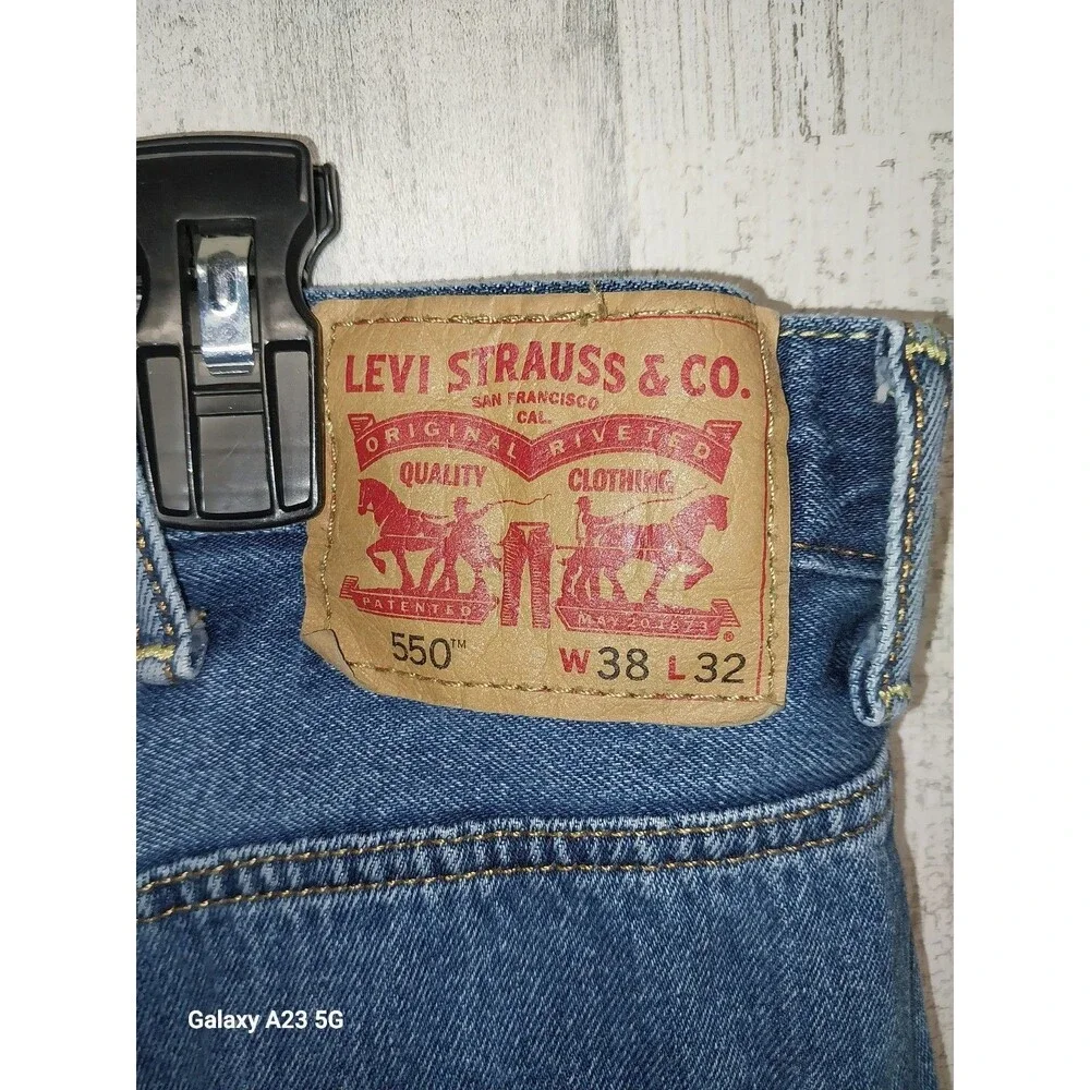 Levis 550 Jeans Mens 38x32 Blue Relaxed Fit Straight Medium Wash Denim Pants